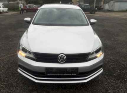 Volkswagen Jetta VI 1,6 (АТ)