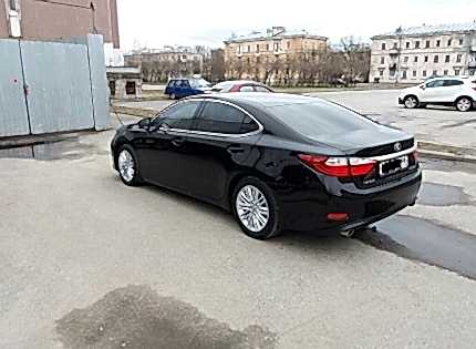 Lexus ES