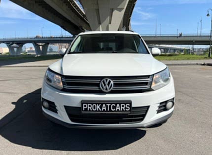 Volkswagen Tiguan I Rest