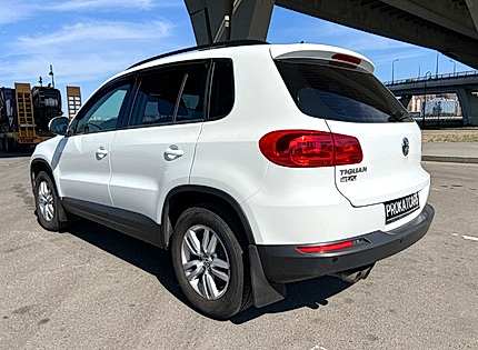 Volkswagen Tiguan I Rest