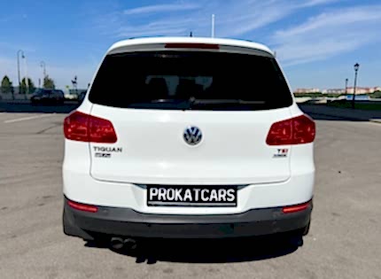 Volkswagen Tiguan I Rest