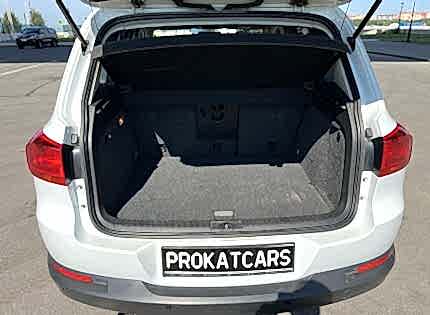 Volkswagen Tiguan I Rest